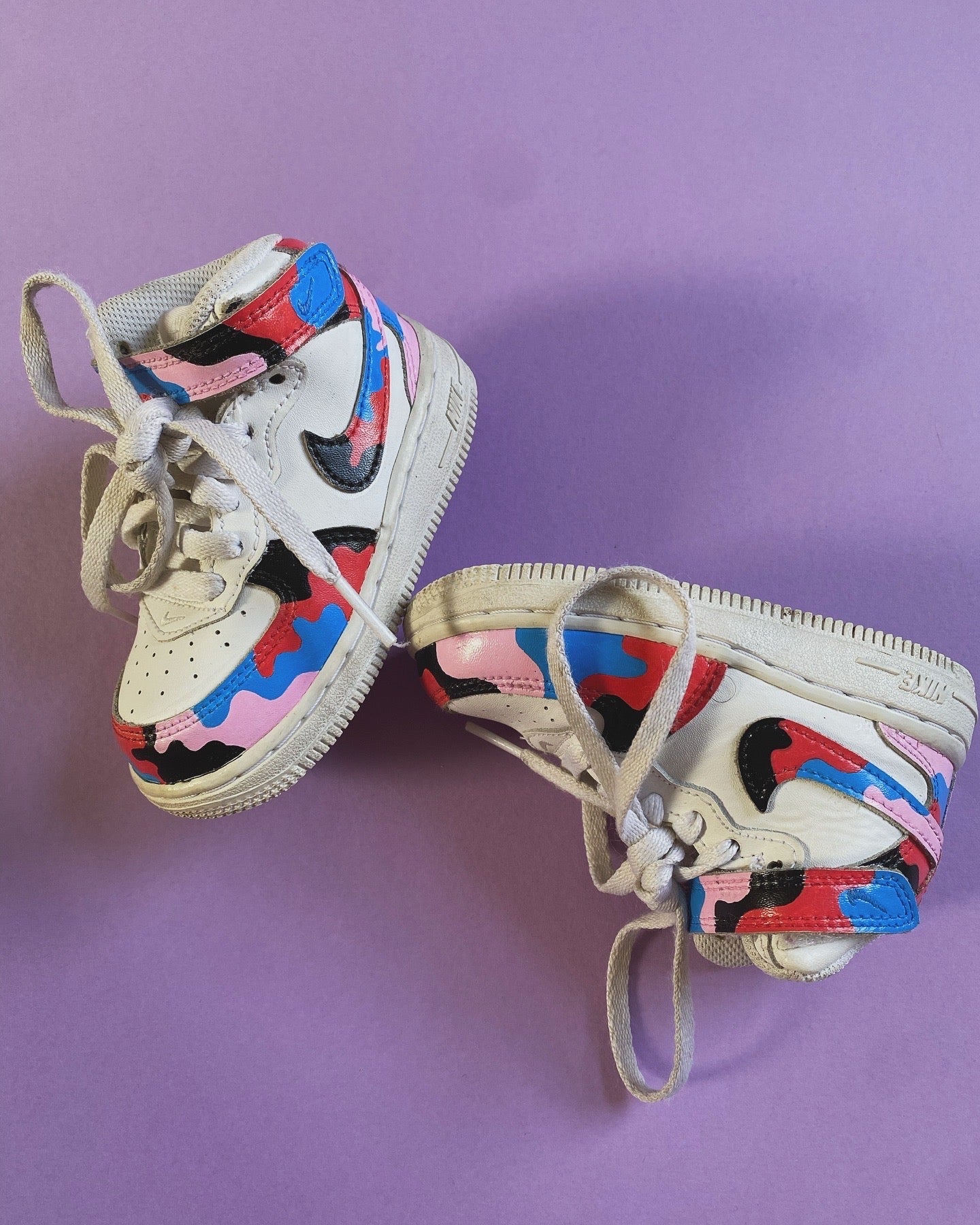 Nike Hi-top Kids Trainers (size 4)