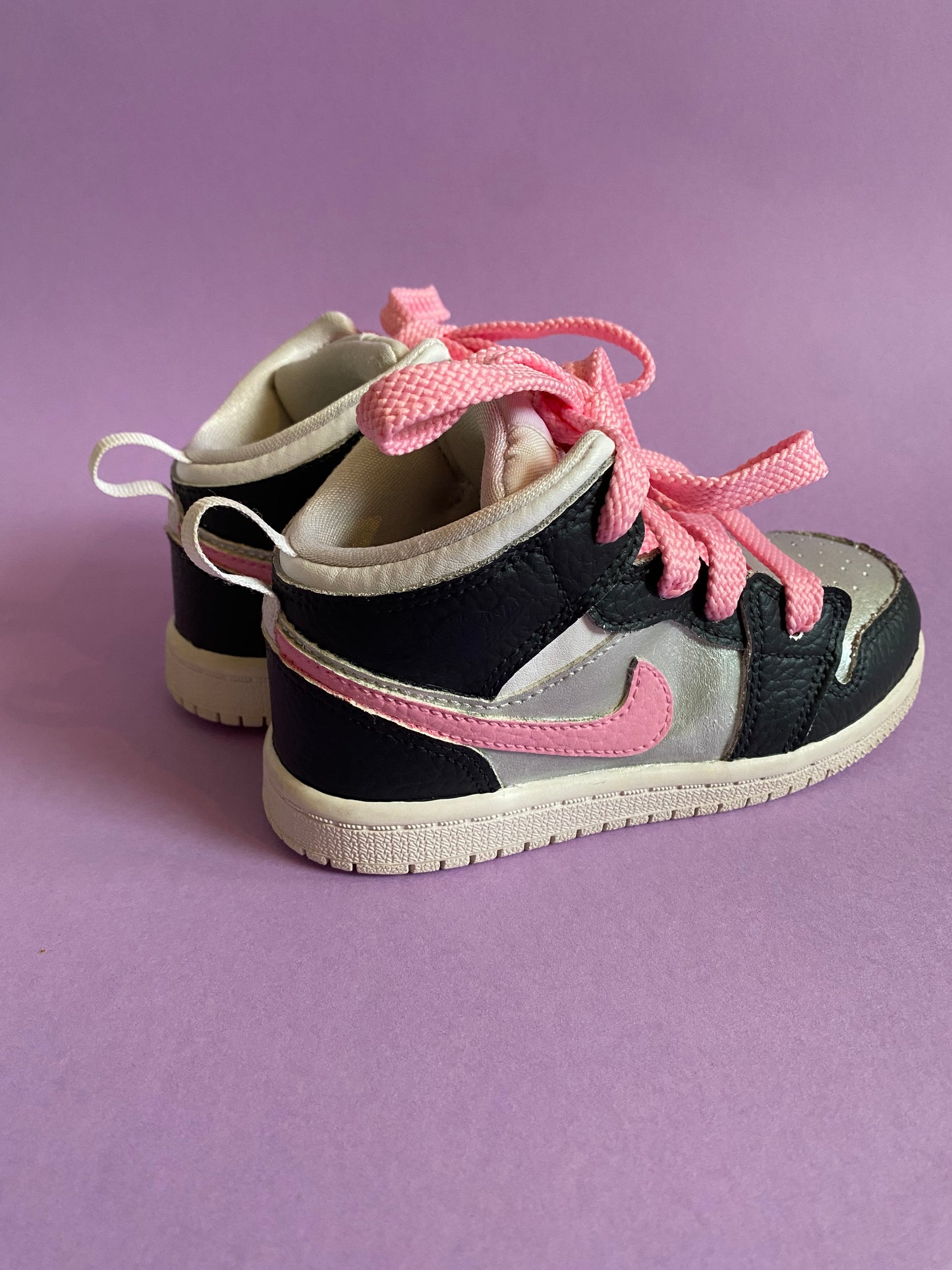 Nike Jordans Kids Trainers (size 7)