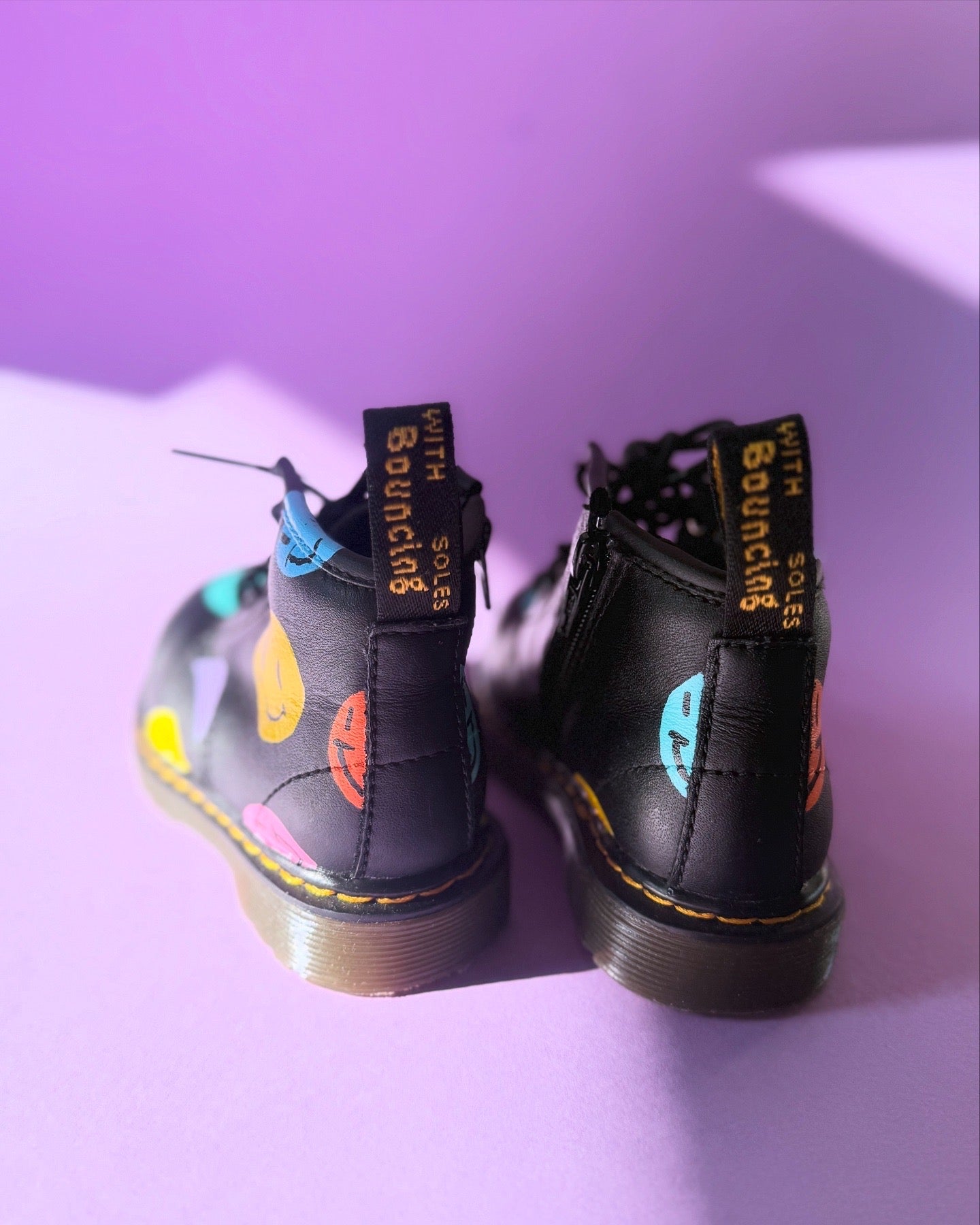 Dr. Martens Smiley Face Boots (kids UK 5)