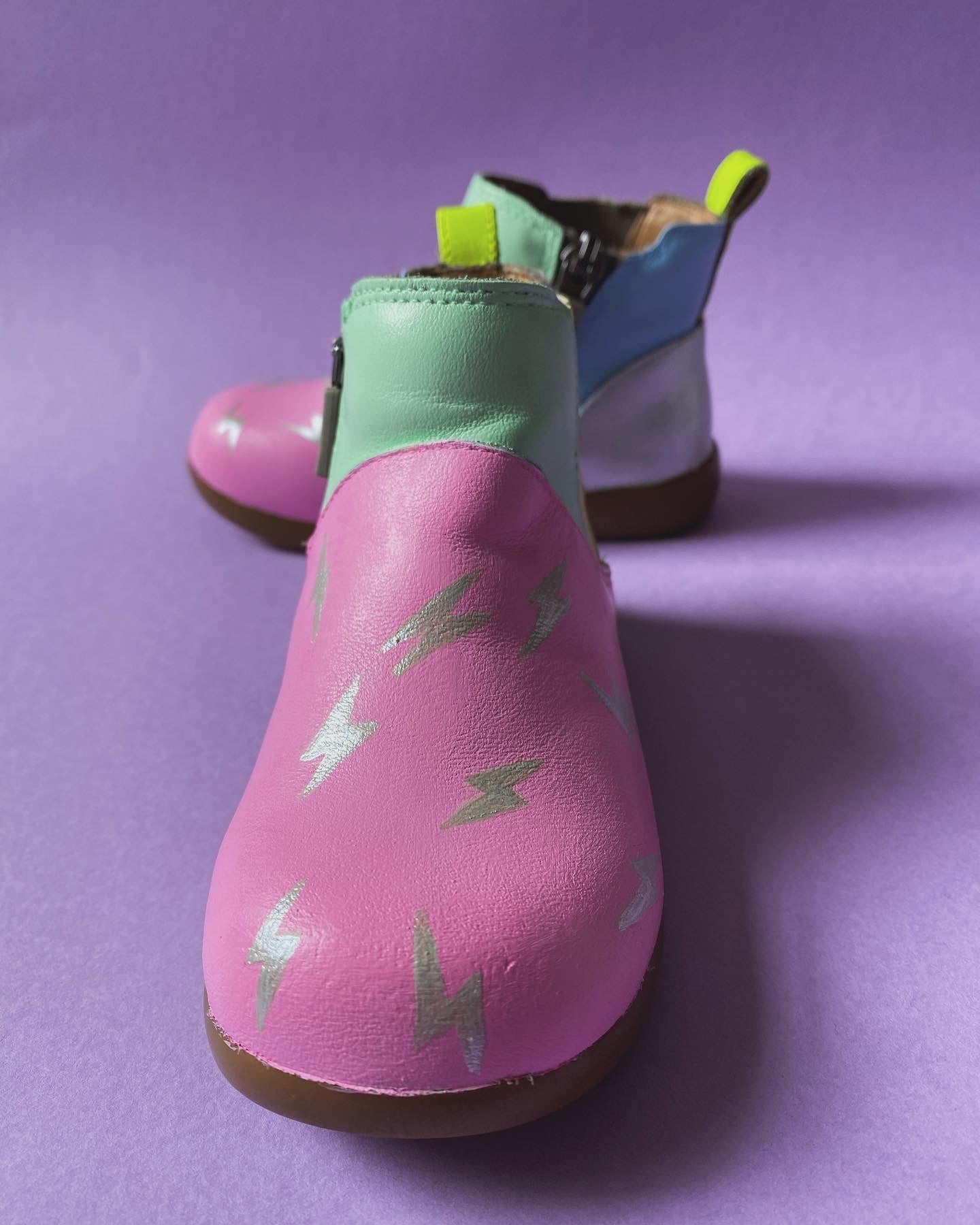 Zig + Star Kids Leather Boots (size 5)