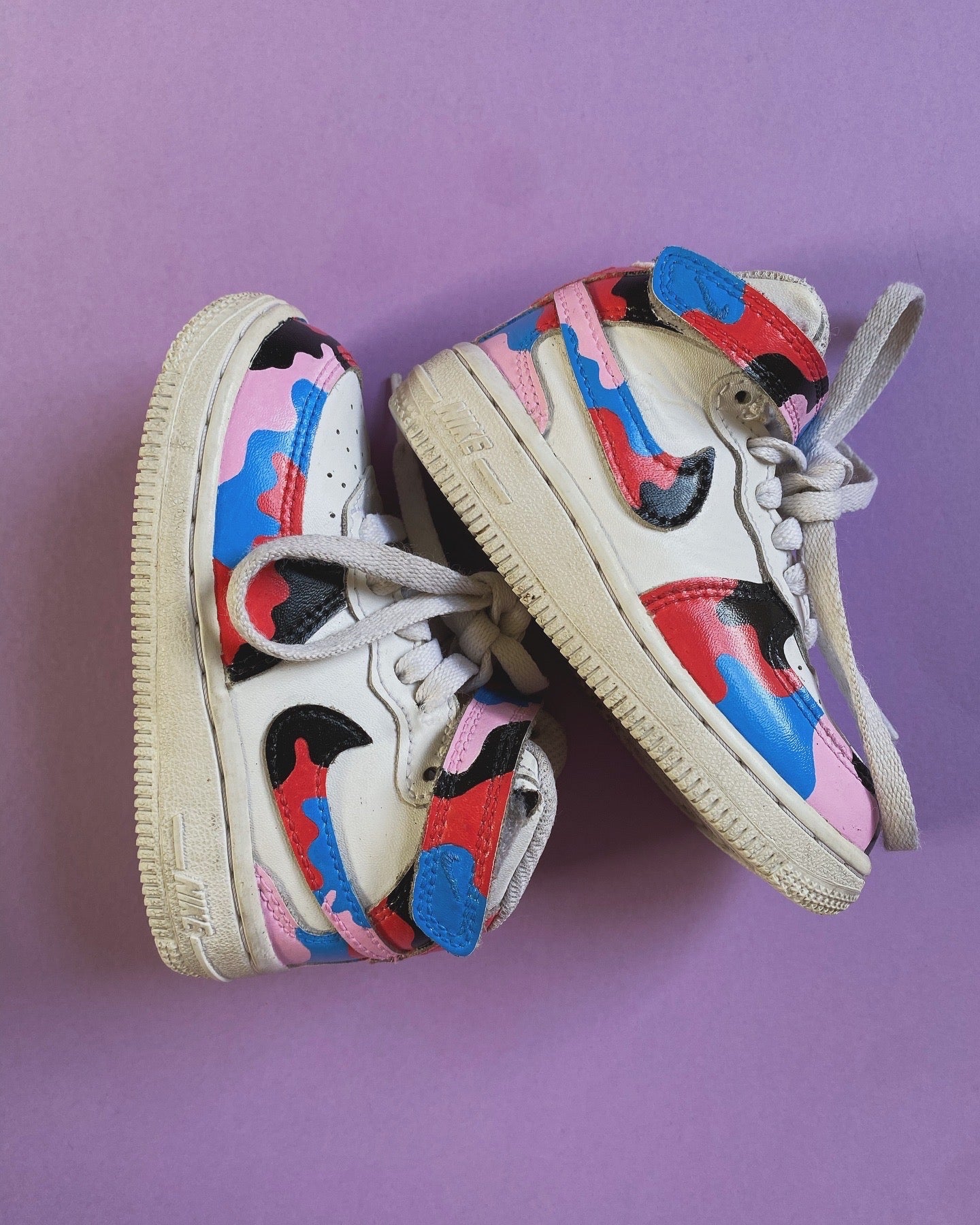 Nike Hi-top Kids Trainers (size 4)