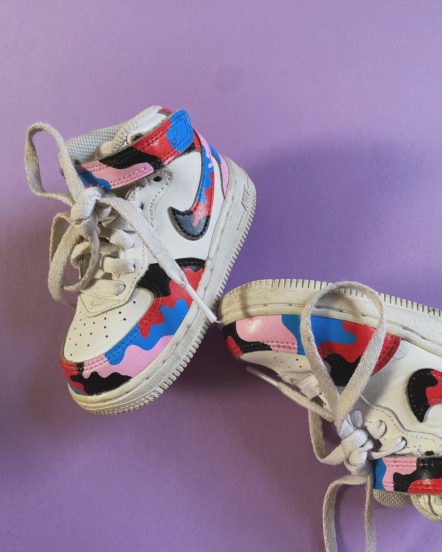 Nike Hi-top Kids Trainers (size 4)