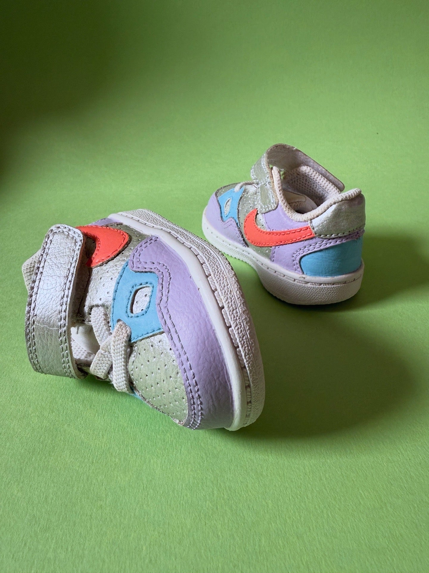 Nike Trainers (baby UK 1.5)