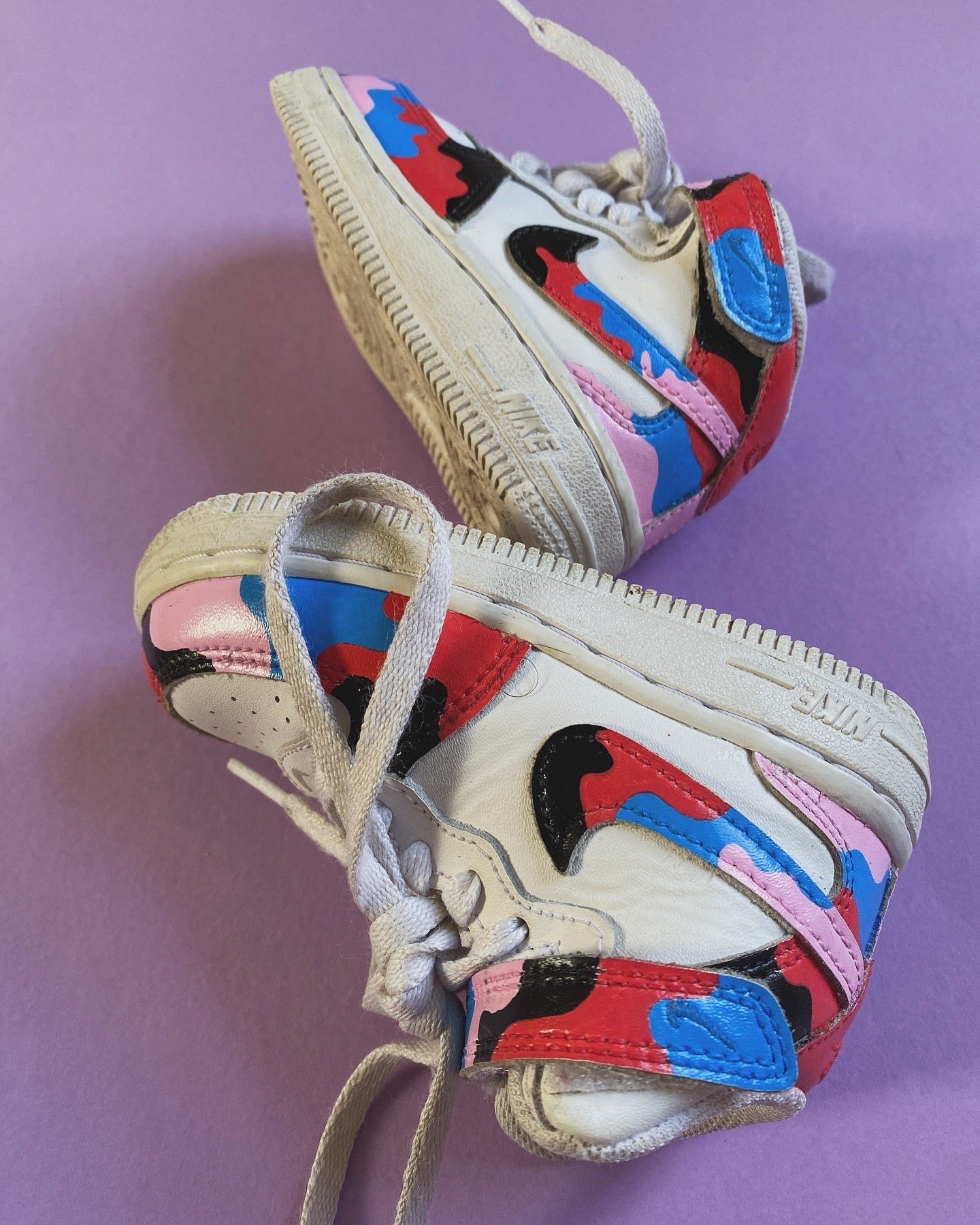 Nike Hi-top Kids Trainers (size 4)