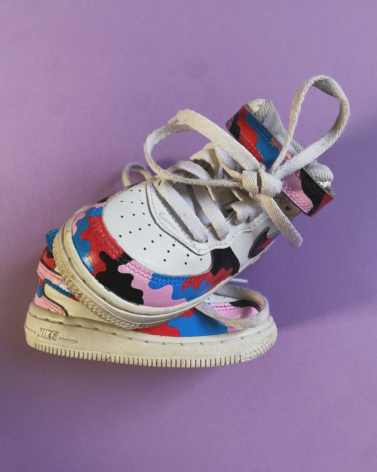 Nike Hi-top Kids Trainers (size 4)