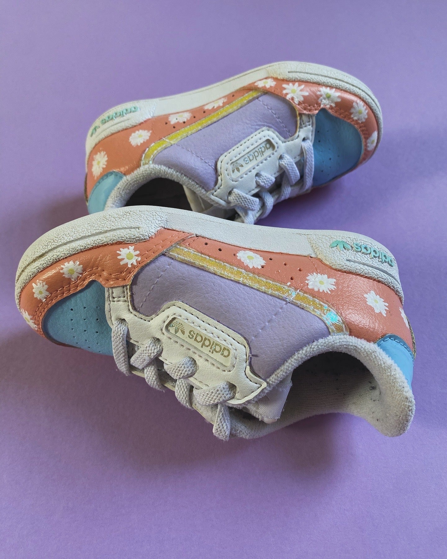 Adidas Kids Trainers (kids size 6)