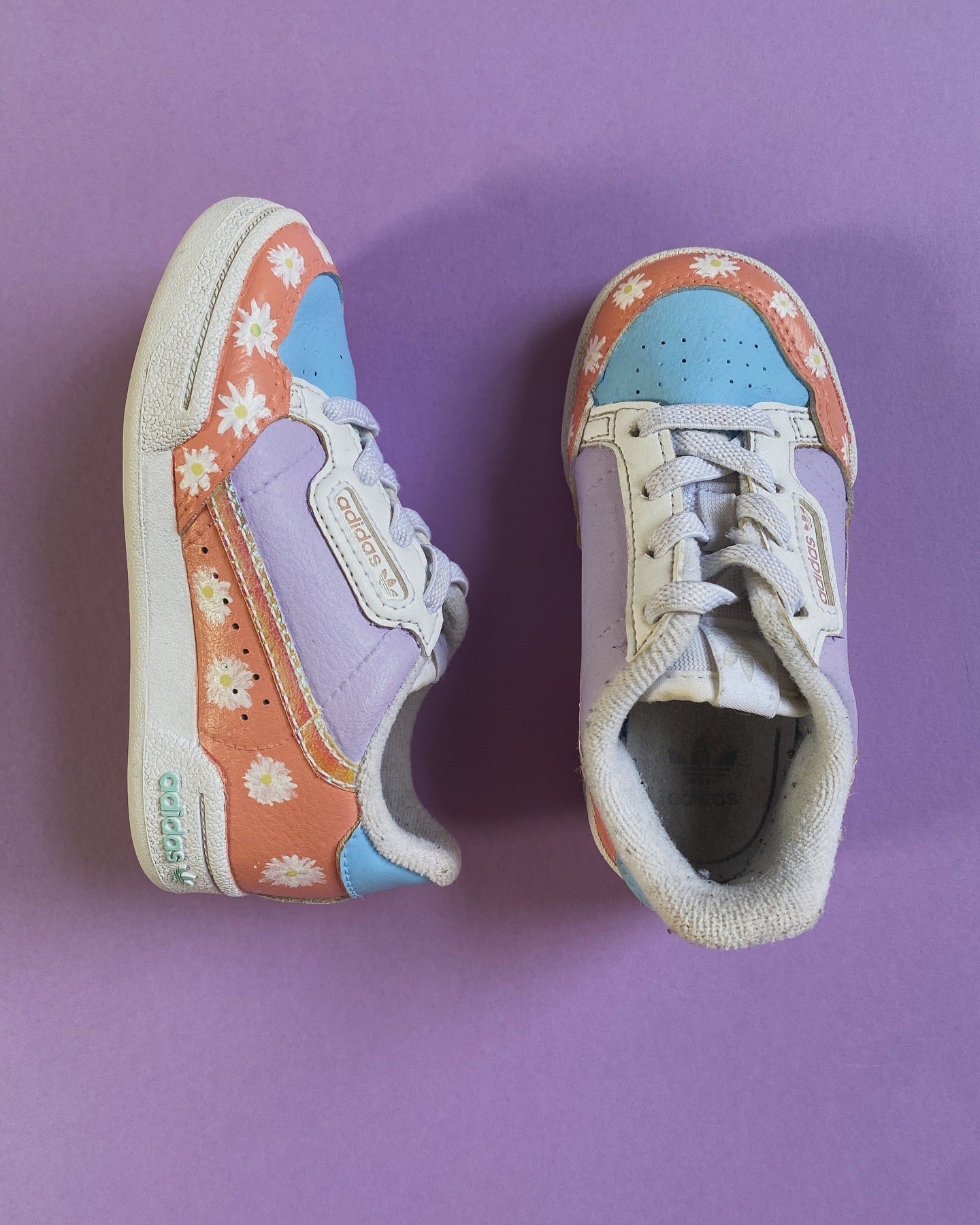 Adidas Kids Trainers (kids size 6)