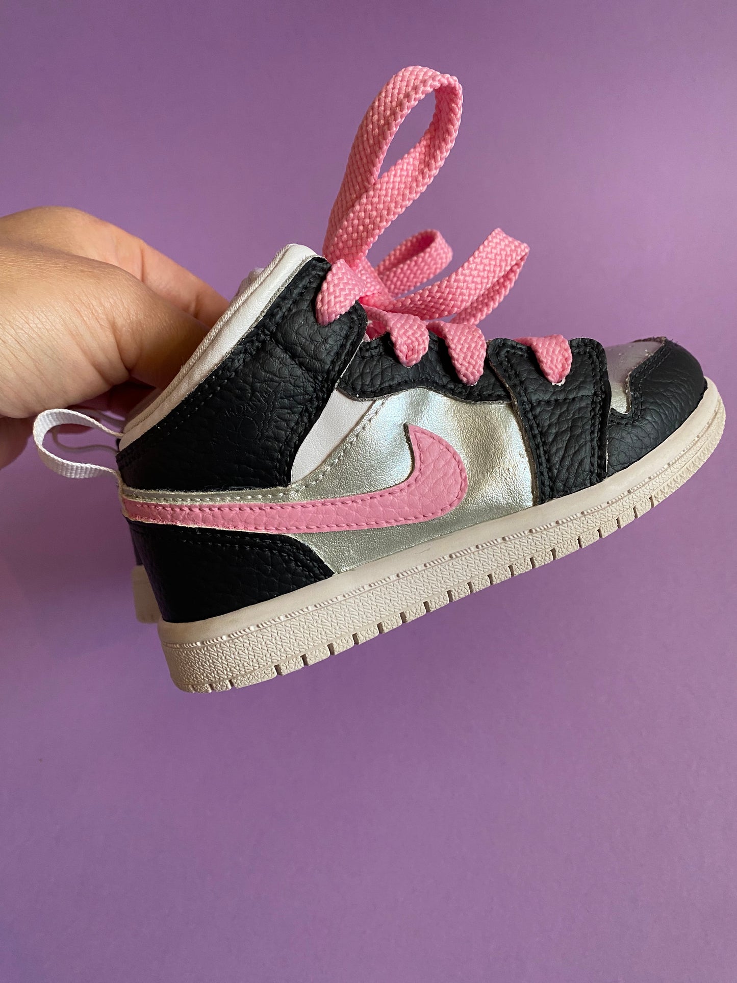 Nike Jordans Kids Trainers (size 7)