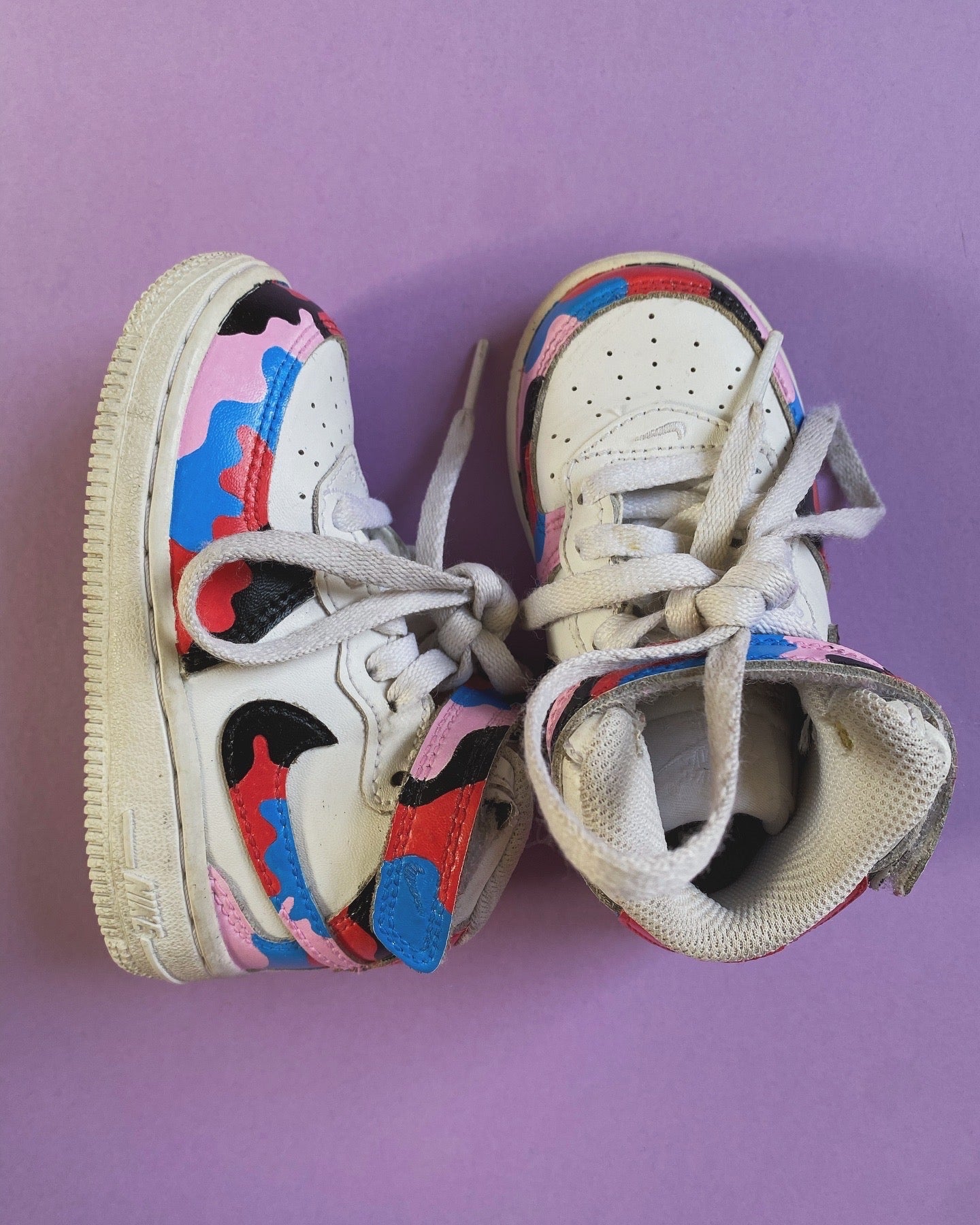 Nike Hi-top Kids Trainers (size 4)