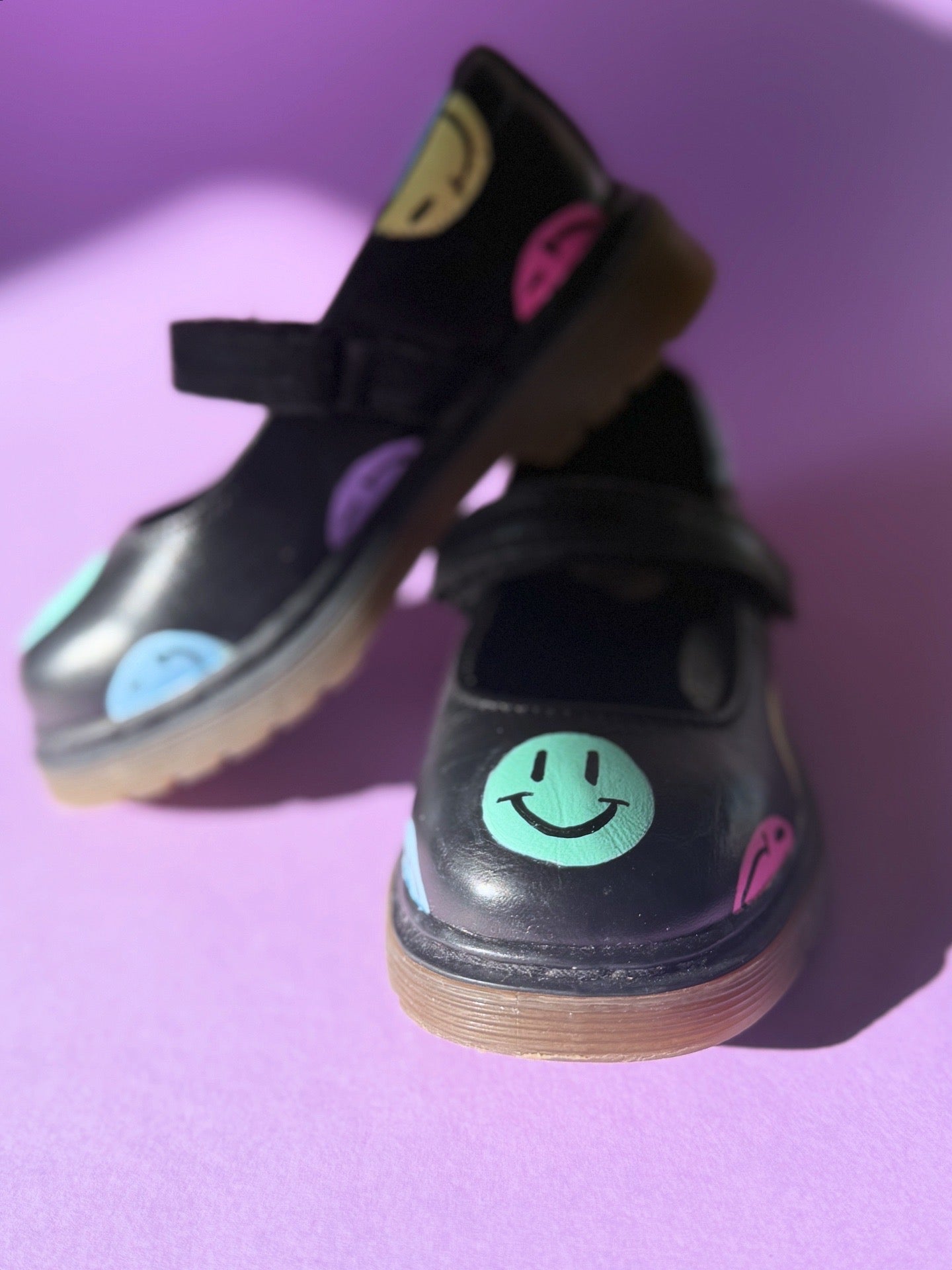 Dr. Martens Mary Jane Shoes (kids EU 23)
