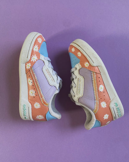 Adidas Kids Trainers (kids size 6)